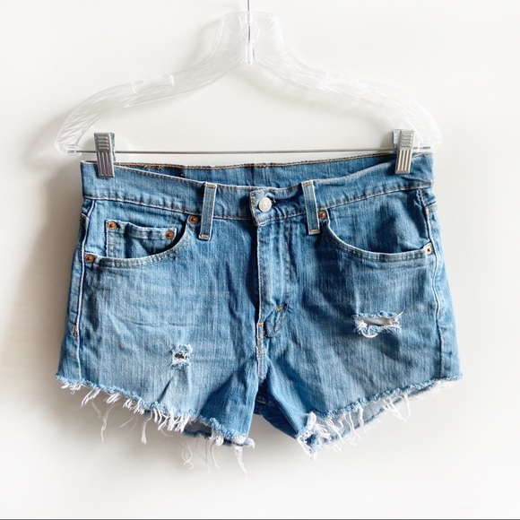 Levi’s shorts - Picture 1 of 5